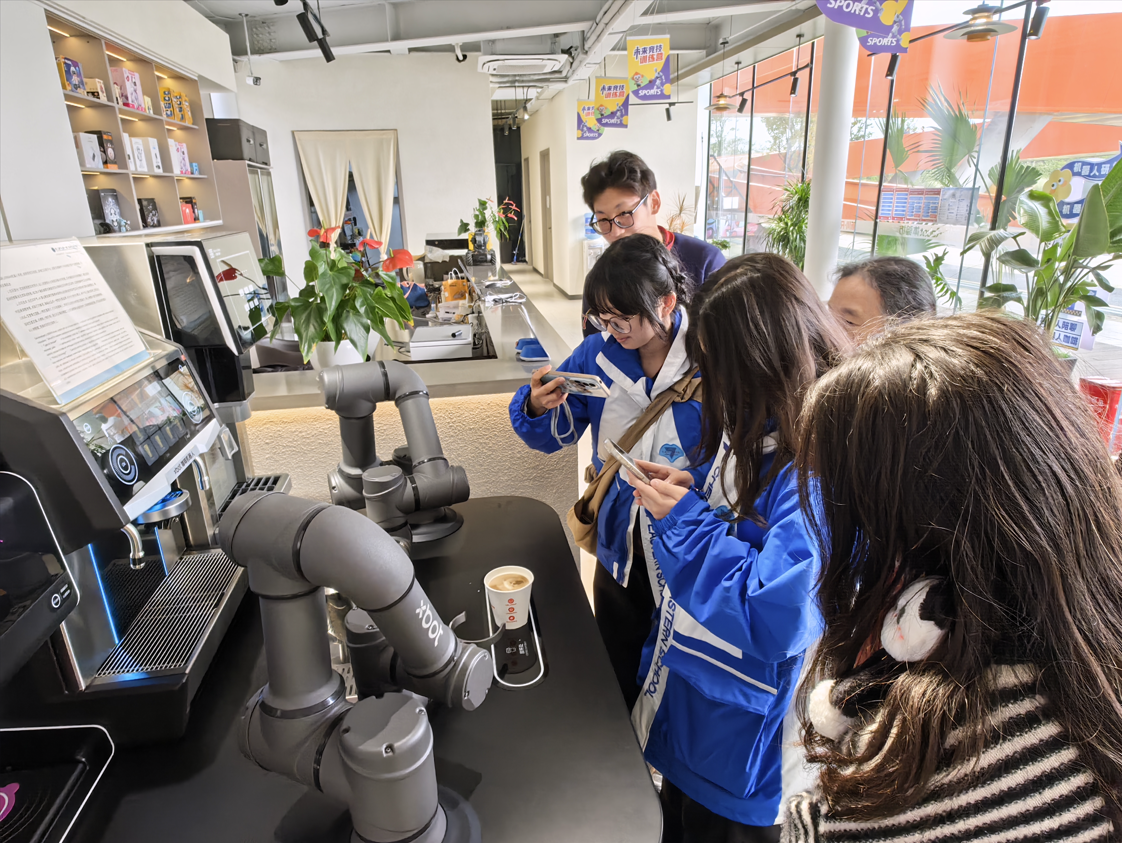 1765263028971875.png c1770ce2-791c-4ca6-8d3a-459d8c310f4d.png